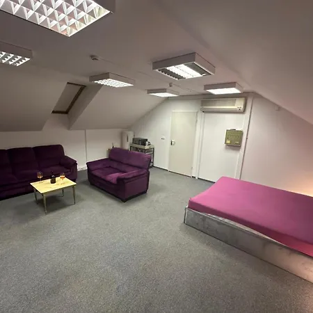 B&m Jeccuzi Self-check In Pensionat