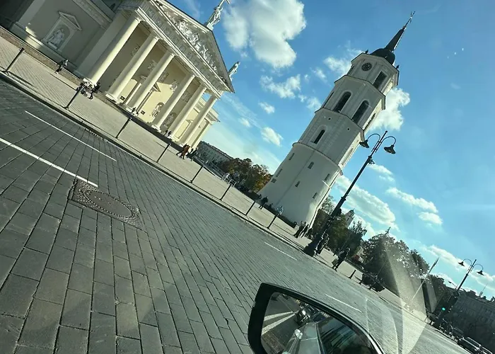 Гостьовий будинок B&m Jeccuzi Self-check In