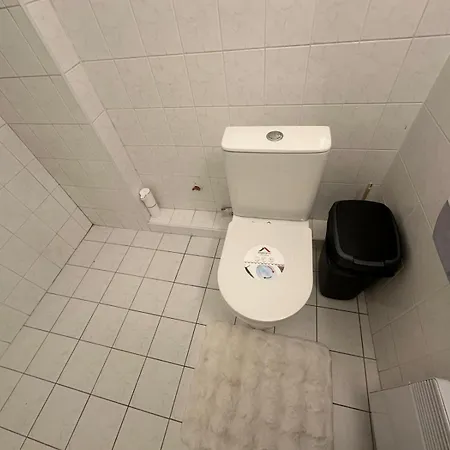 B&m Jeccuzi Self-check In Guest house *