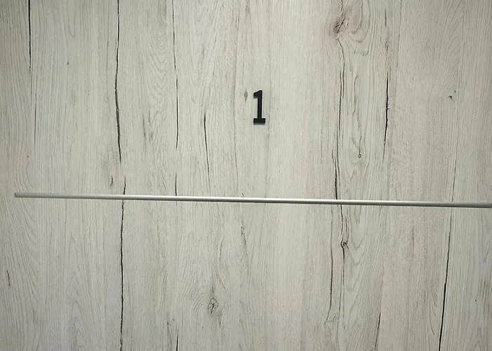 B&m Jeccuzi Self-check In *